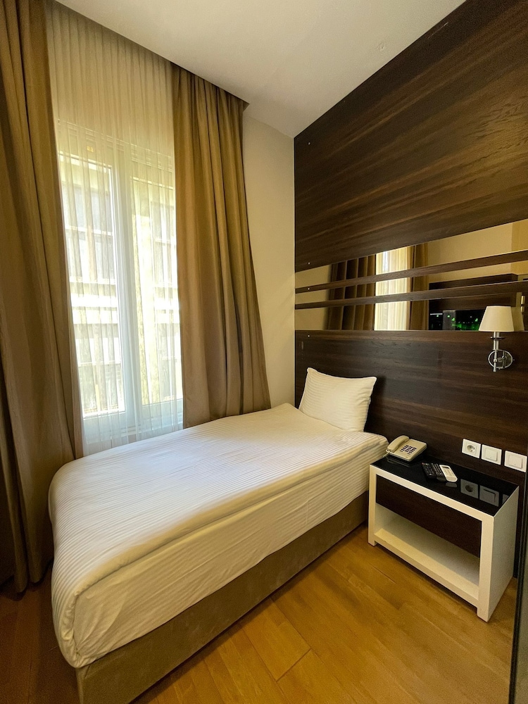 Economy Room photo 1