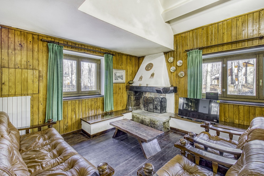 Family Chalet, 3 Bedrooms, 2 Bathrooms (Family Chalet In Monte Amiata) photo 1