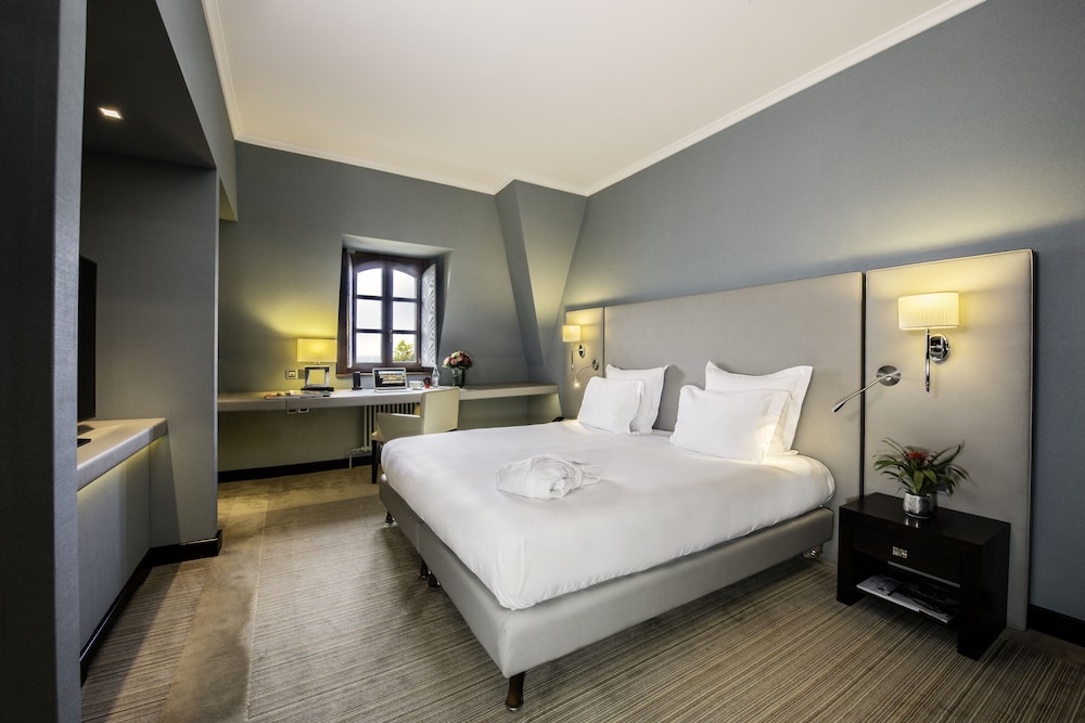 Suite (Lake Geneva) photo 3