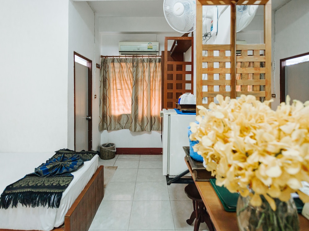 Triple Room (3 Single Beds) - Photo 8