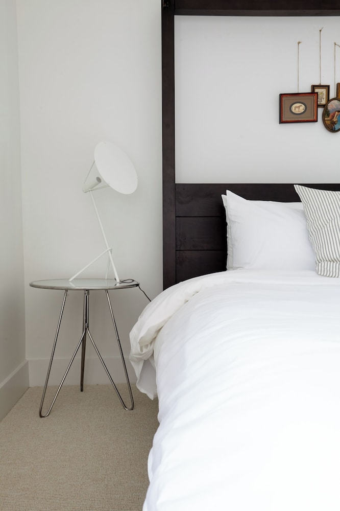 Deluxe Apartment, 2 Bedrooms - Photo 7