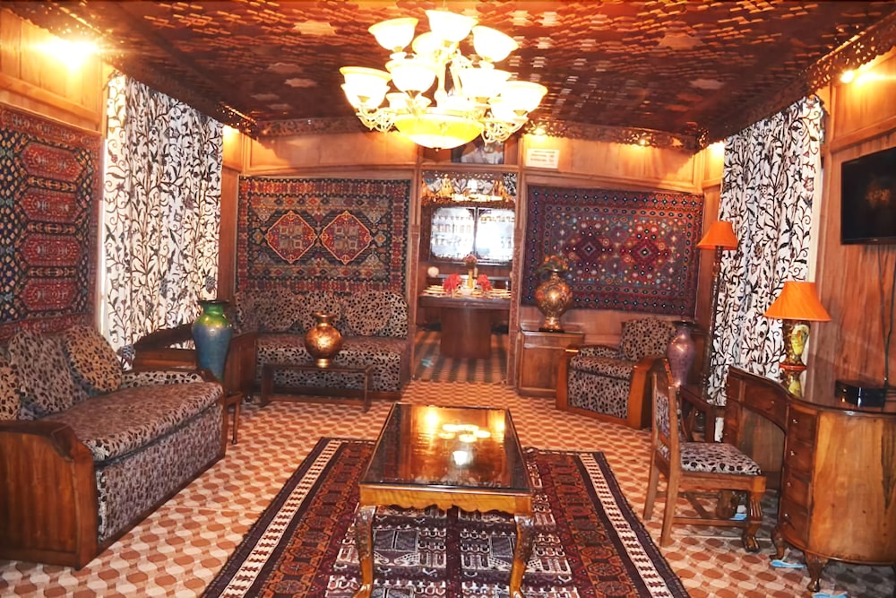 Premier Room - Photo 19