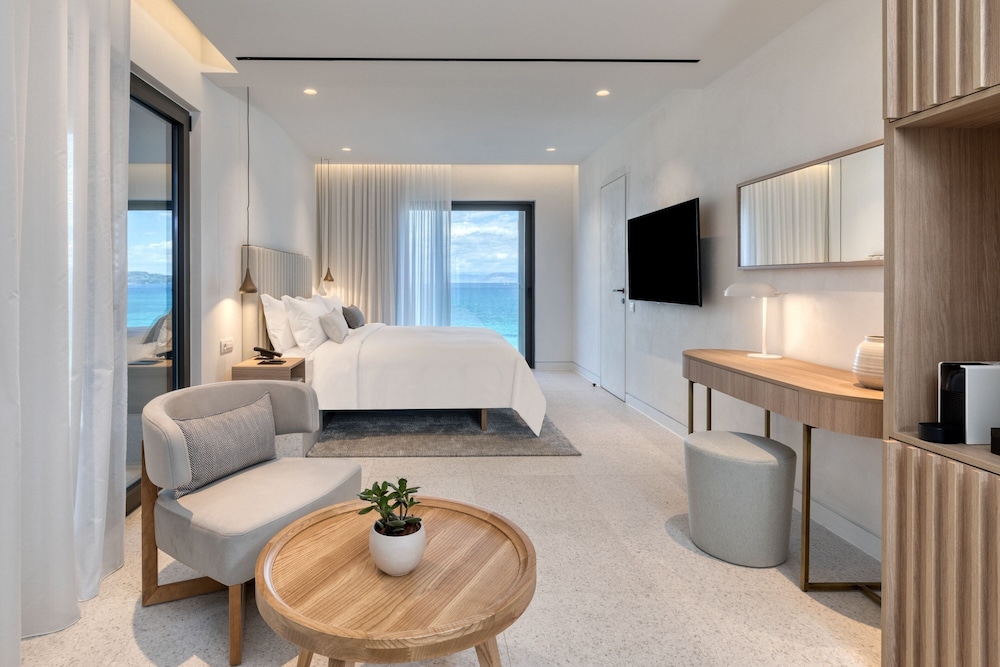 Suite, 1 King Bed, Non Smoking