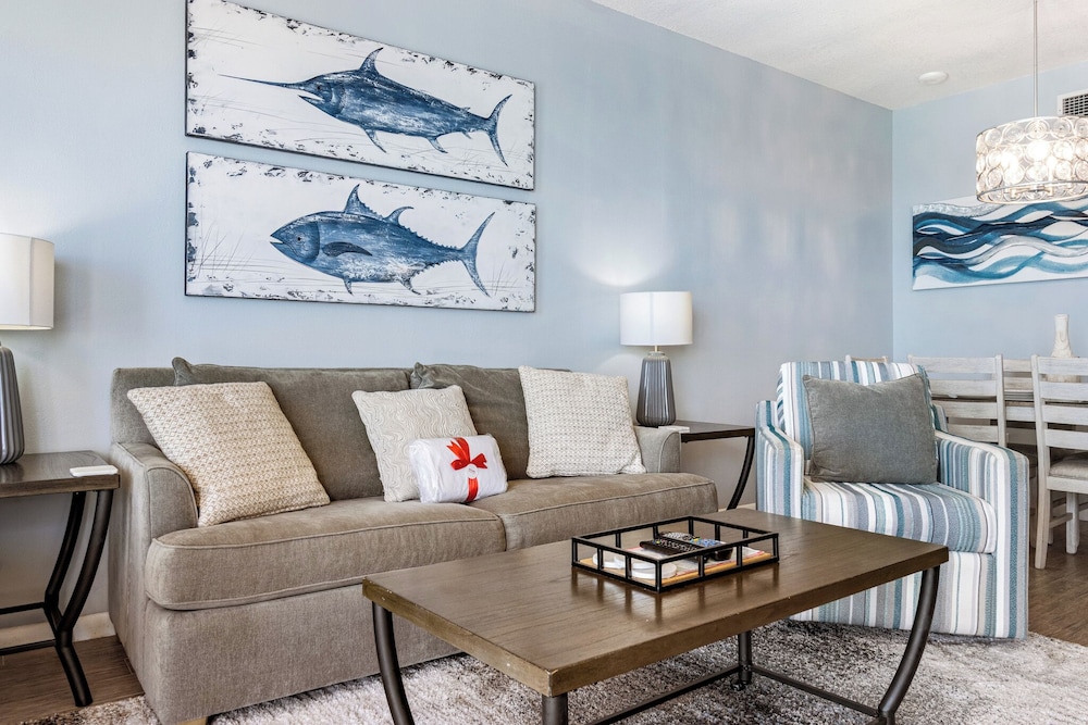 Condo (V #1404 - No Pets) photo 3