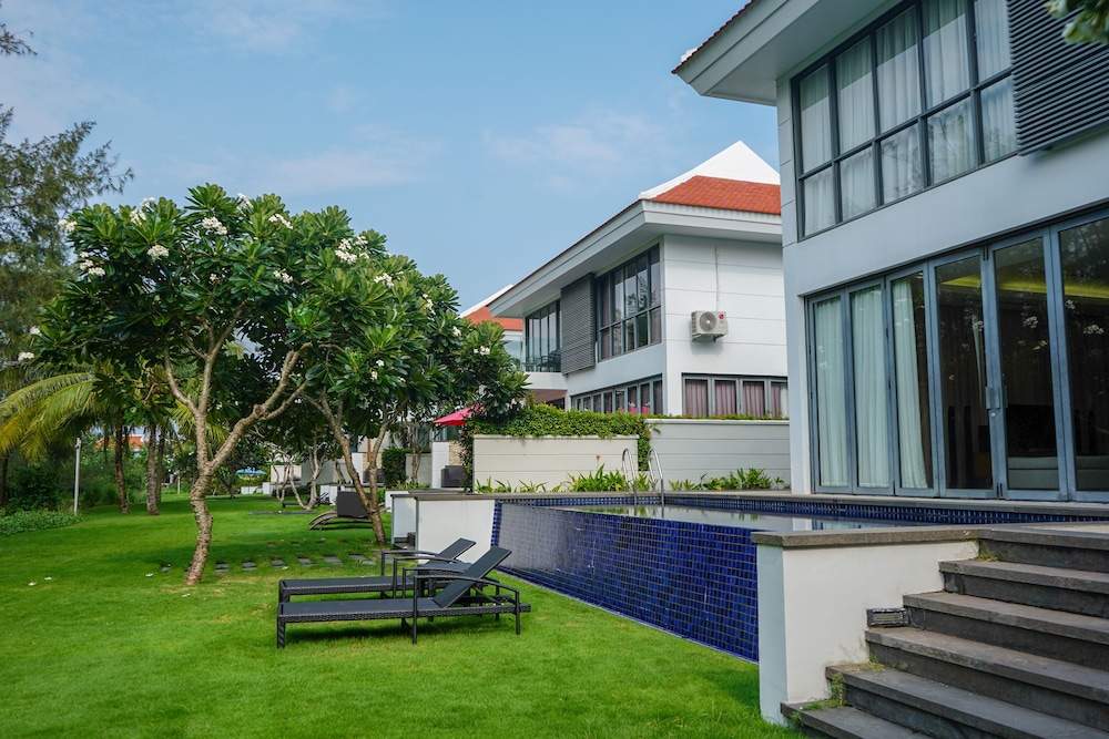2 Bedrooms Pool Villa - Photo 9