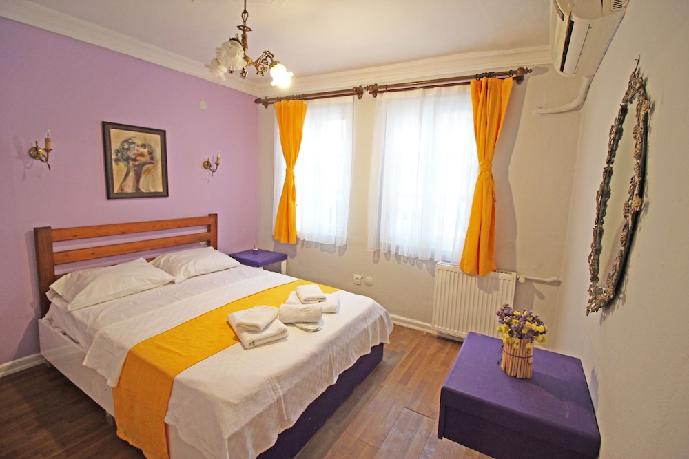 Standard Double Room photo 2