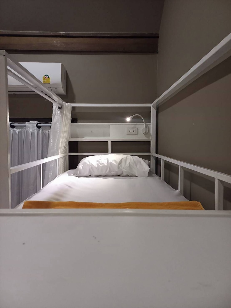 Bunk Bed -Mixed Dormitory Room 1 -12 beds photo 1