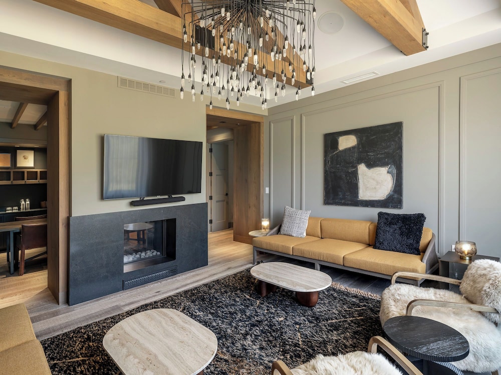 Suite (Caney Fork)