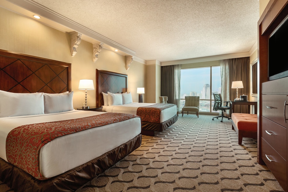 Luxury Room, 2 Queen Beds, Non Smoking (Newly Renovated)