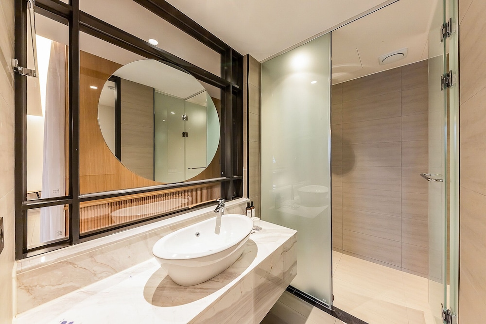 Family Studio Suite - Photo 5