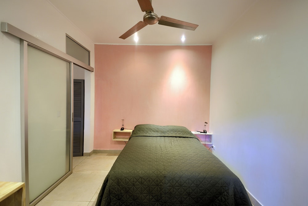 Economy Double Room photo 3