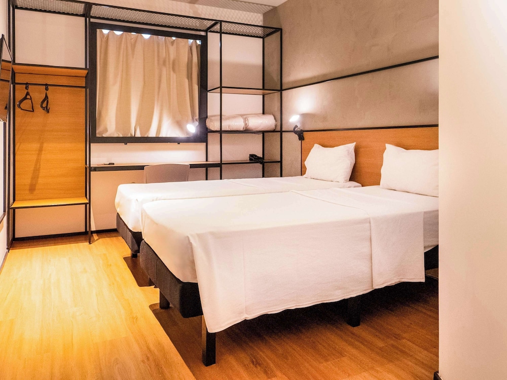 Standard Room, 1 Double Bed - Photo 7