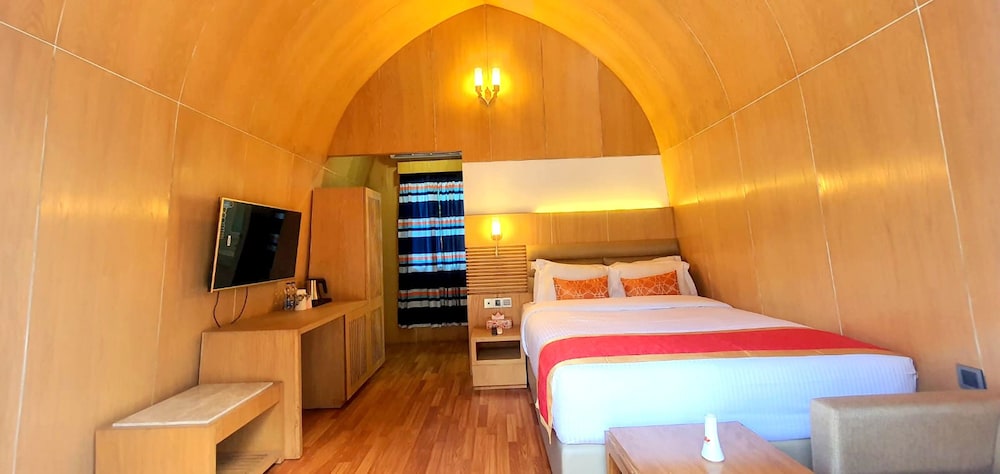 Deluxe Cabin