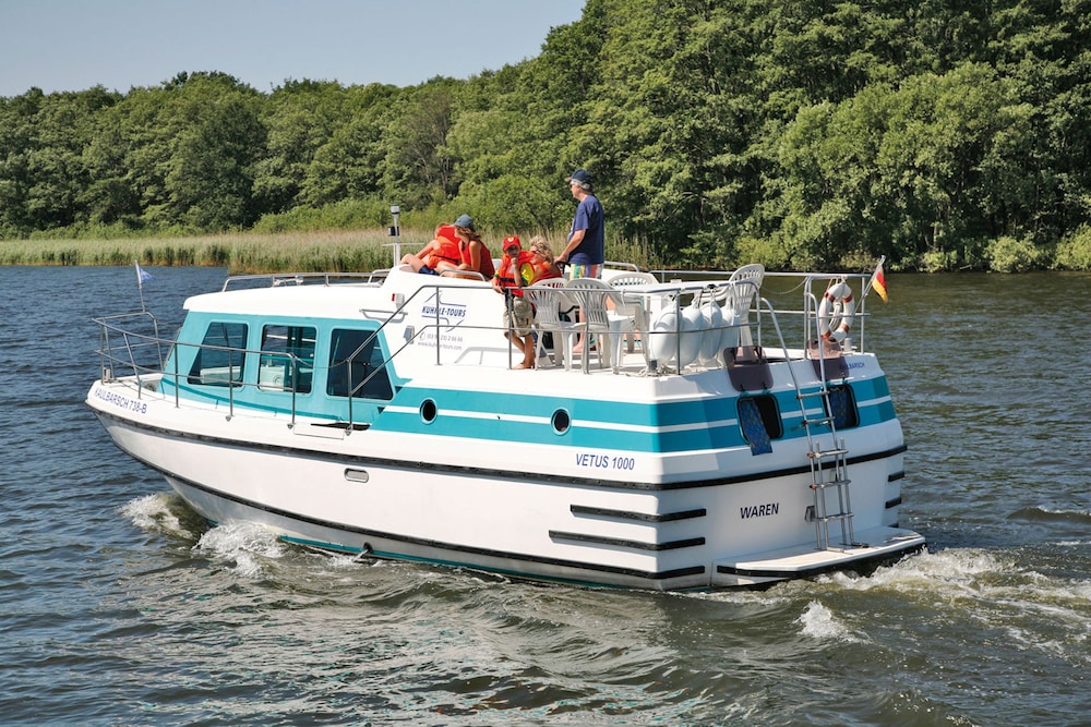 Houseboat Vetus 1000 photo 2