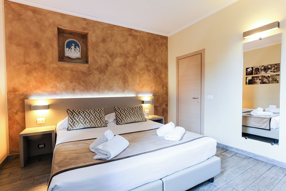 Superior Double or Twin Room - Photo 1