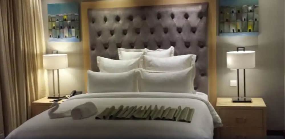 Presidential Suite photo 2