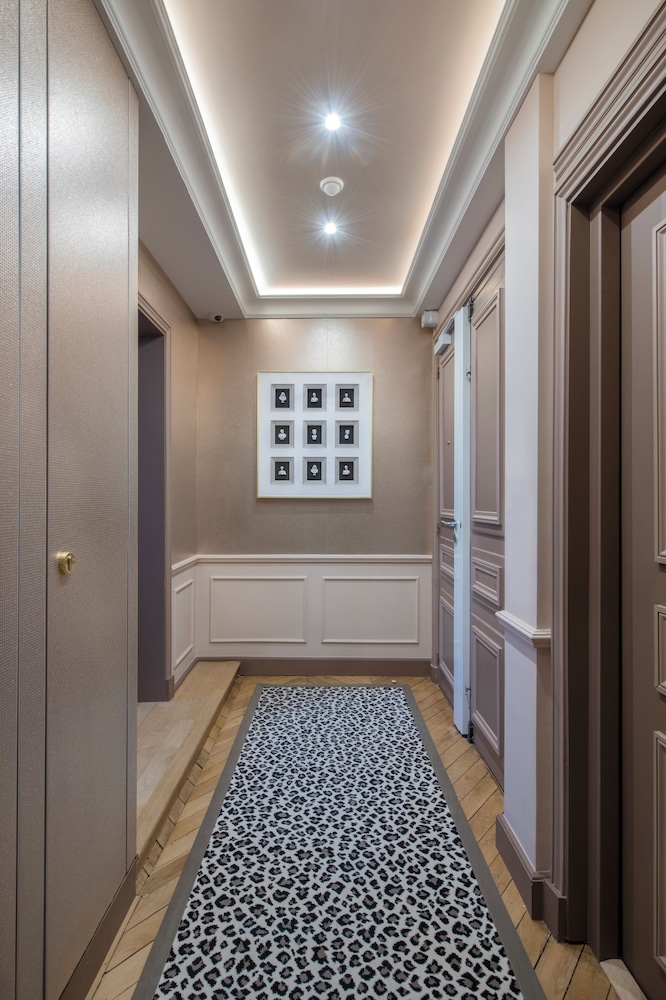 Deluxe Studio Suite (TOPAZE) photo 2