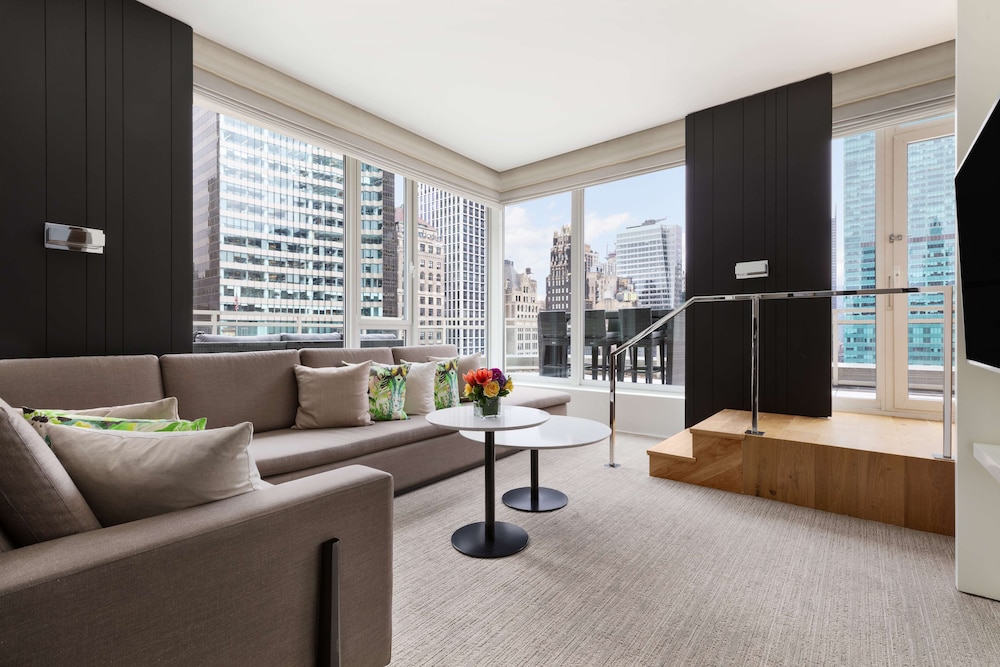 Suite, 2 Bedrooms (Andaz) thumbnail 5