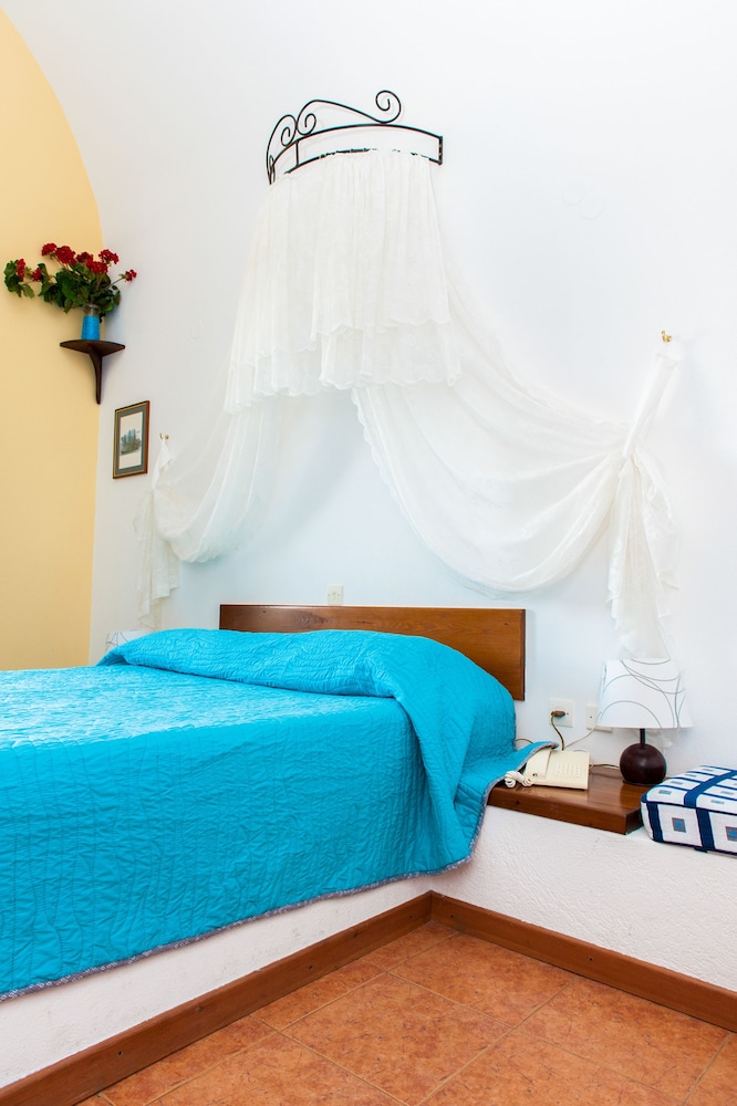 Traditional Room - Photo 20