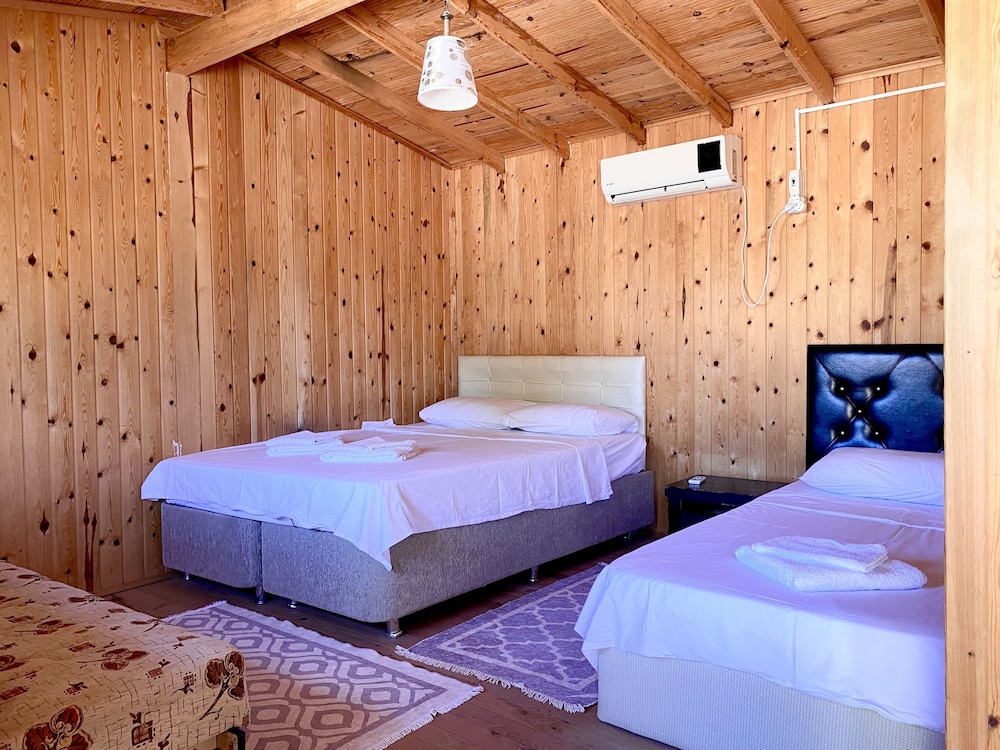 Family Bungalow, Multiple Beds, Garden View, Garden Area photo 1
