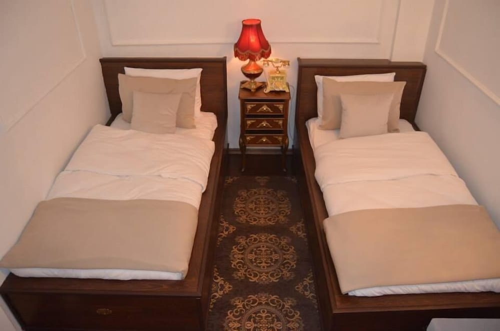 Standard Twin Room photo 1