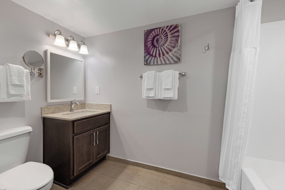 2 Bedroom - Photo 12
