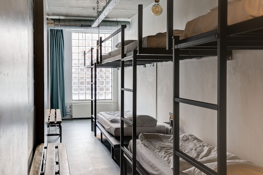 Deluxe Shared Dormitory (5) photo 3