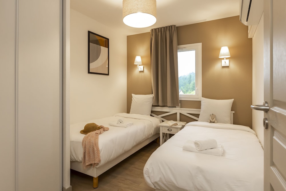 Duplex, 3 Bedrooms