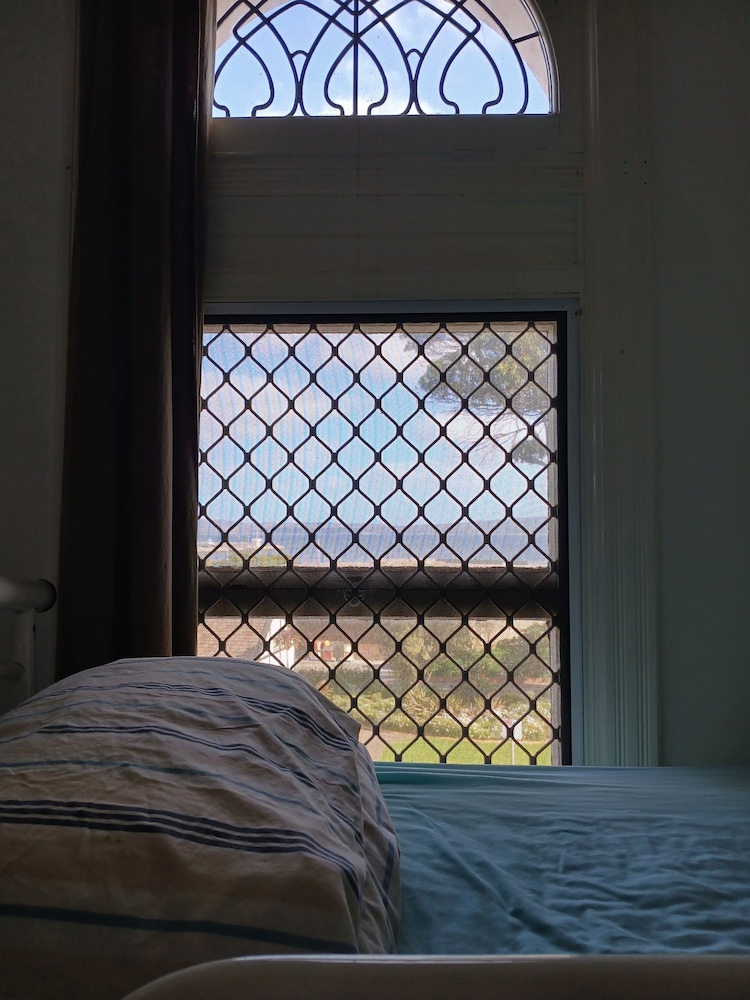 Standard Shared Dormitory, Women only photo 2