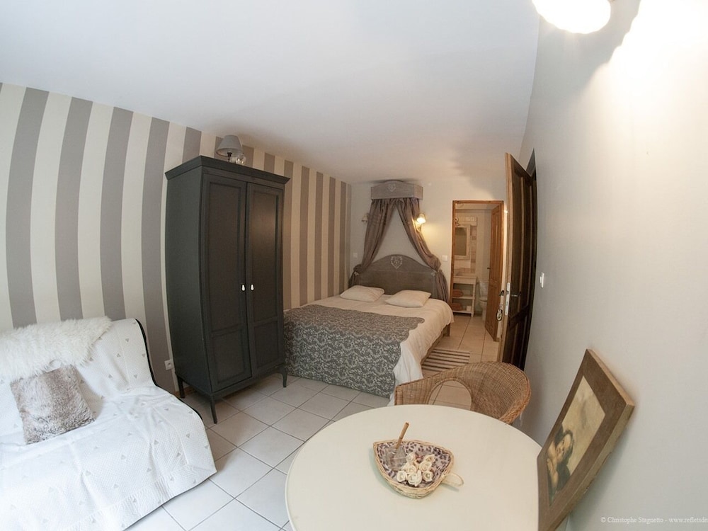 Comfort Double Room, Ensuite (Cristal)