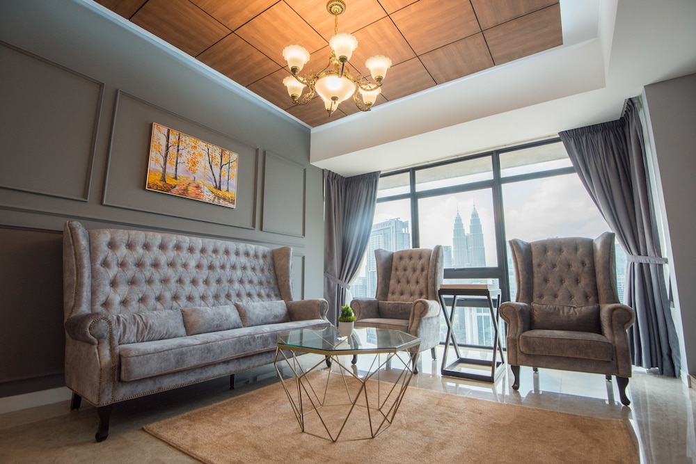 Deluxe Quadruple Room, 4 Bedrooms, Refrigerator & Microwave, City View