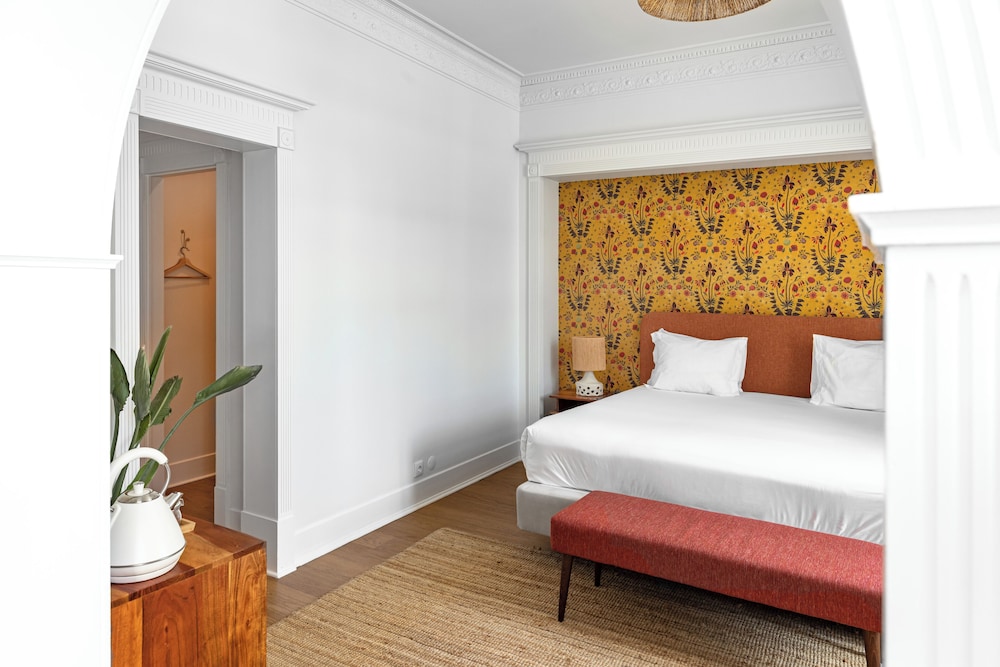 Suite Deluxe with Terrace & Garden View photo 1