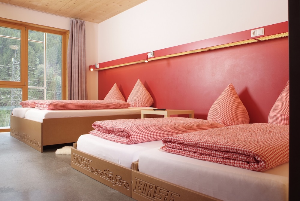 Quadruple Room, Mountain View (Montiel 2nd Floor) photo 1
