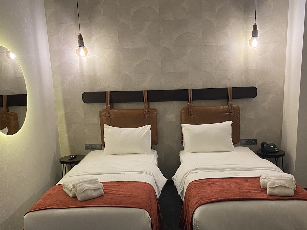 Deluxe Twin Room photo 2