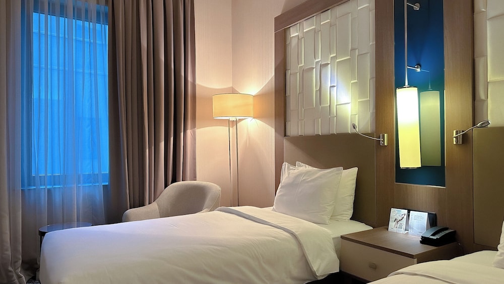 Classic Room, 2 Twin Beds - Photo 6