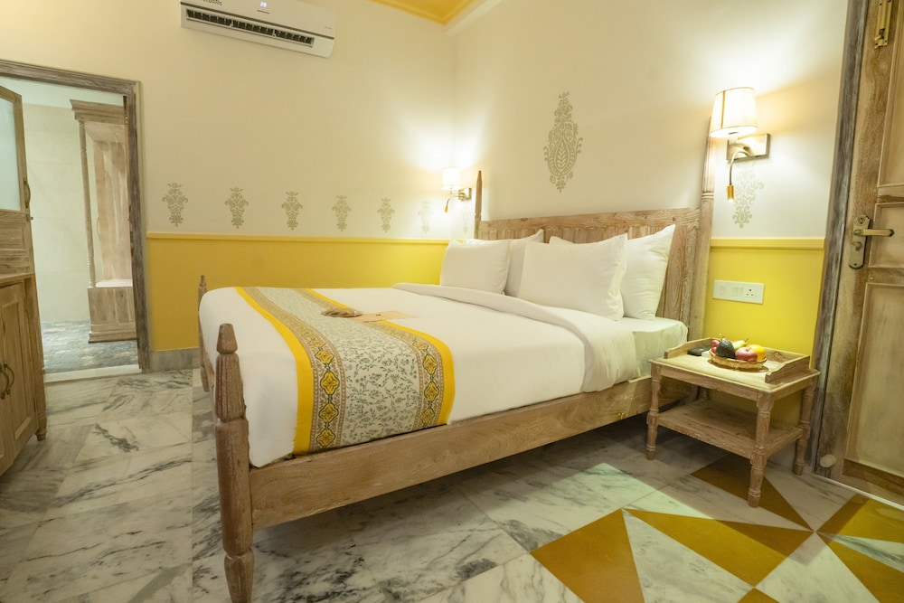 Upper Luxury - Photo 10