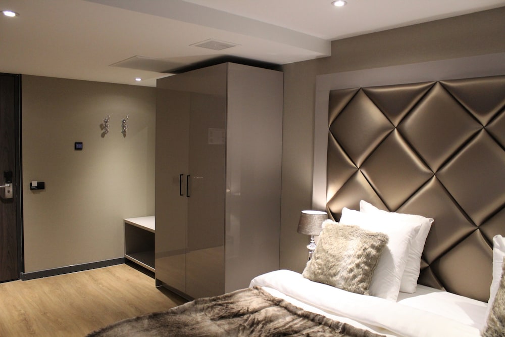 Superior Double Room, 1 King Bed photo 2