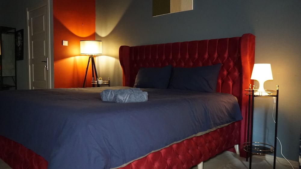Family Studio Suite photo 2
