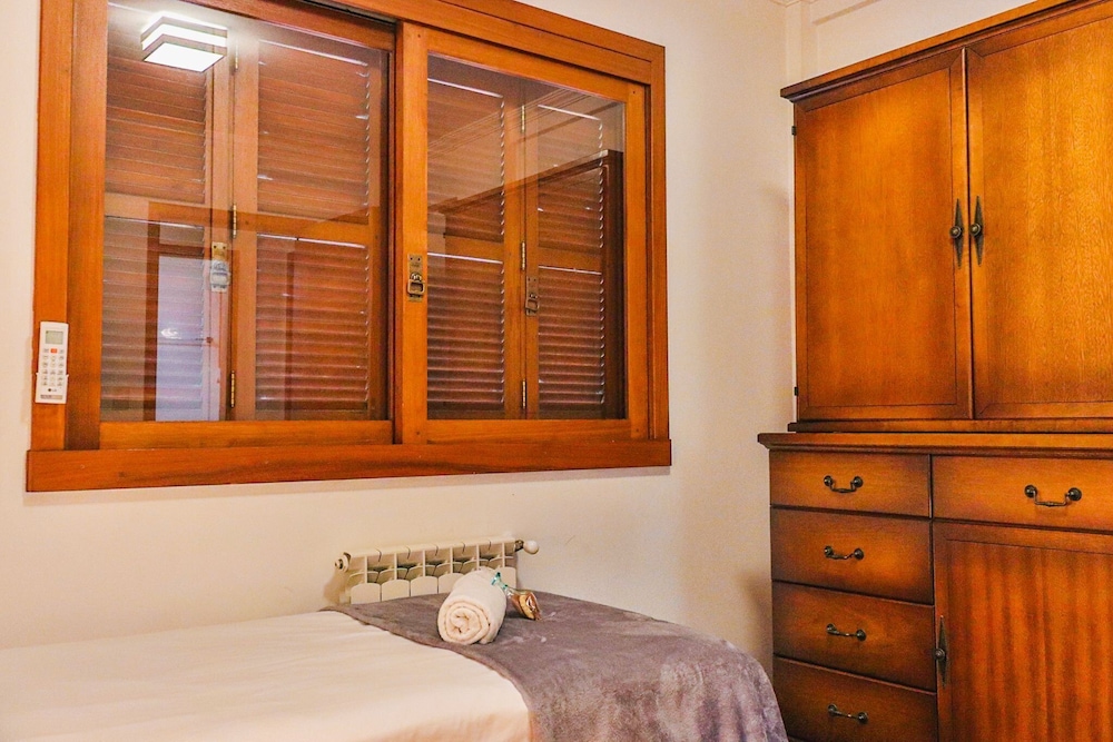 Apartment photo 2
