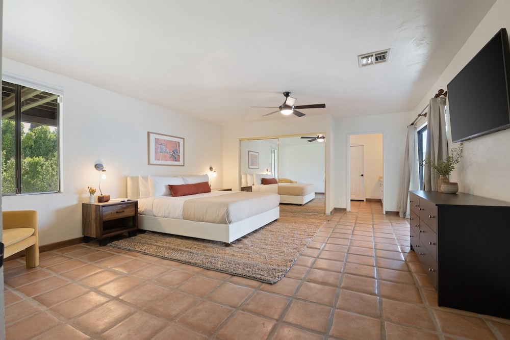 Villa (Multiple Bedrooms) photo 1