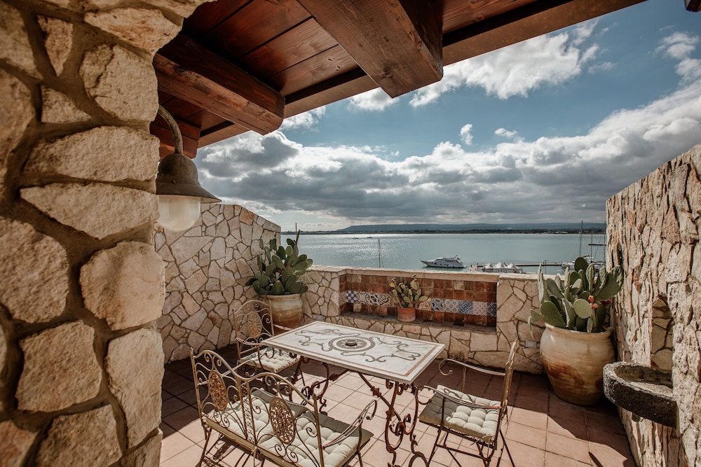 Suite Romantica vista mare con terrazza