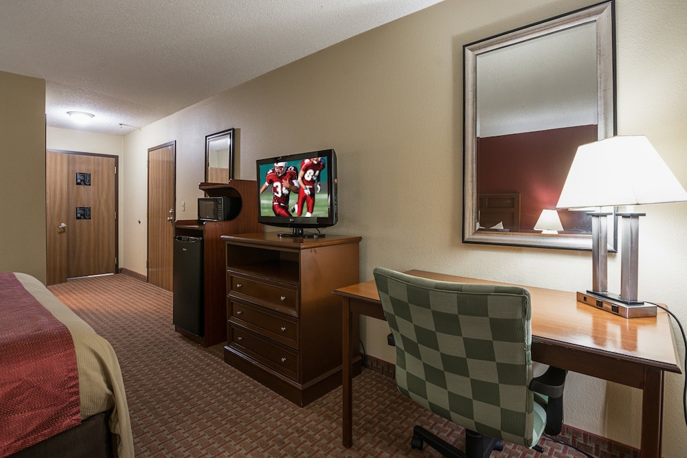 Superior Room, 1 King Bed, Non Smoking - Photo 15