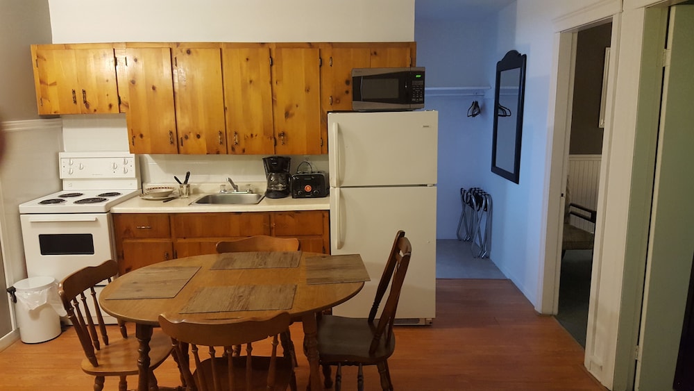 Family Room, 2 Bedrooms, Kitchenette photo 1