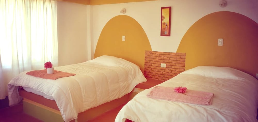 Basic Double Room, 2 Twin Beds
