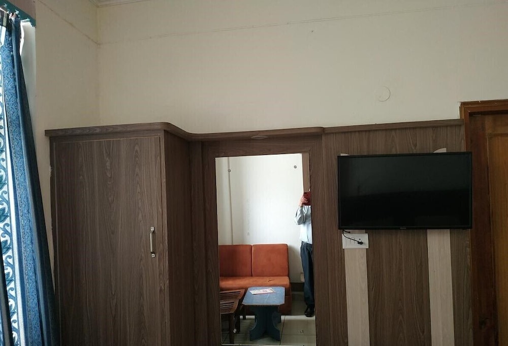 Deluxe Double Room photo 2