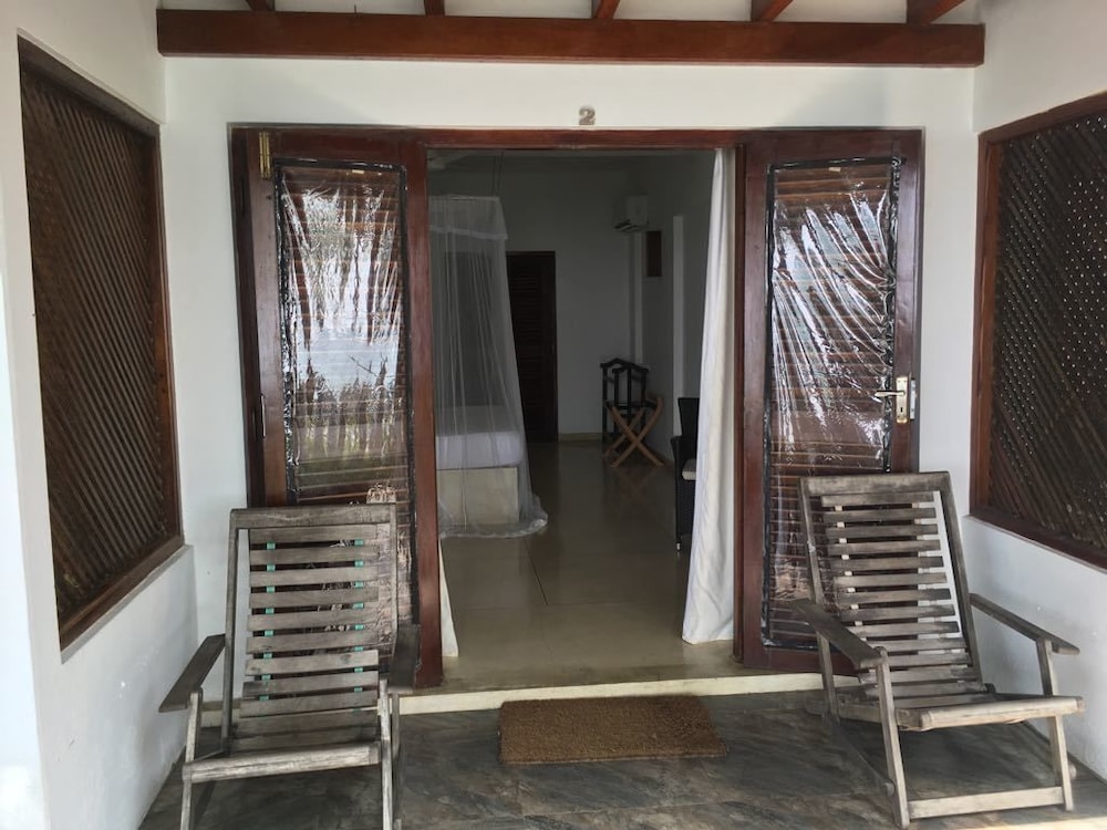 Superior Double Room, 1 King Bed, Ocean View, Ground Floor photo 2