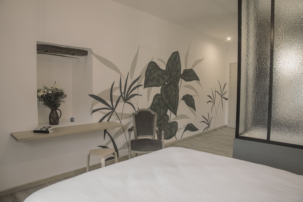 Double Room, Ensuite - Photo 3