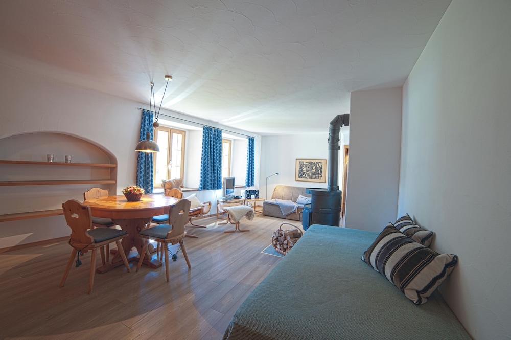Deluxe Condo, 1 Bedroom, Fireplace photo 1