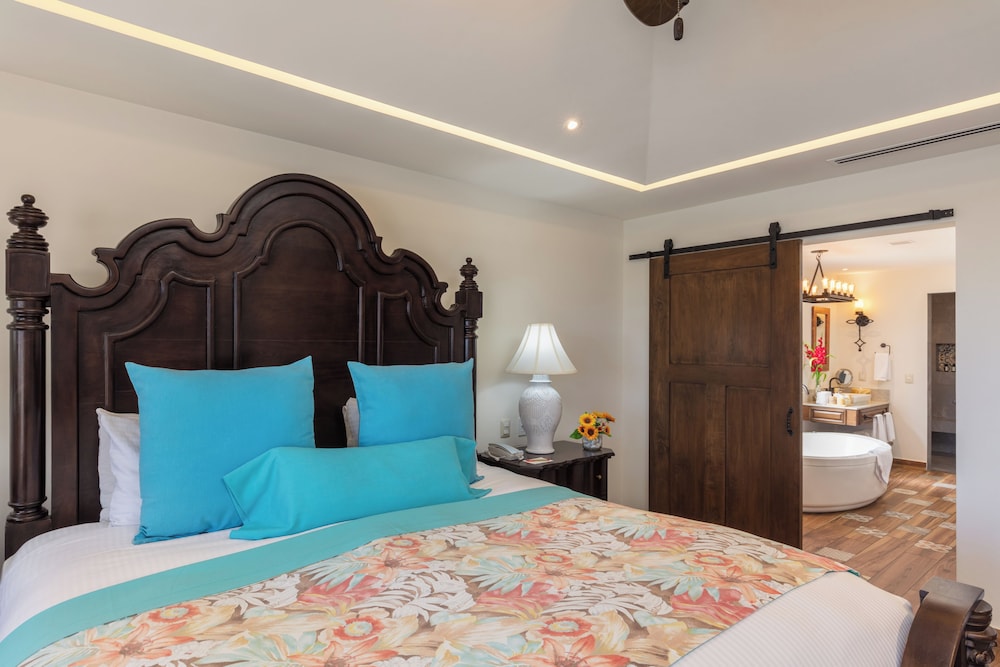 Signature House, 4 Bedrooms, Private Pool, Ocean View