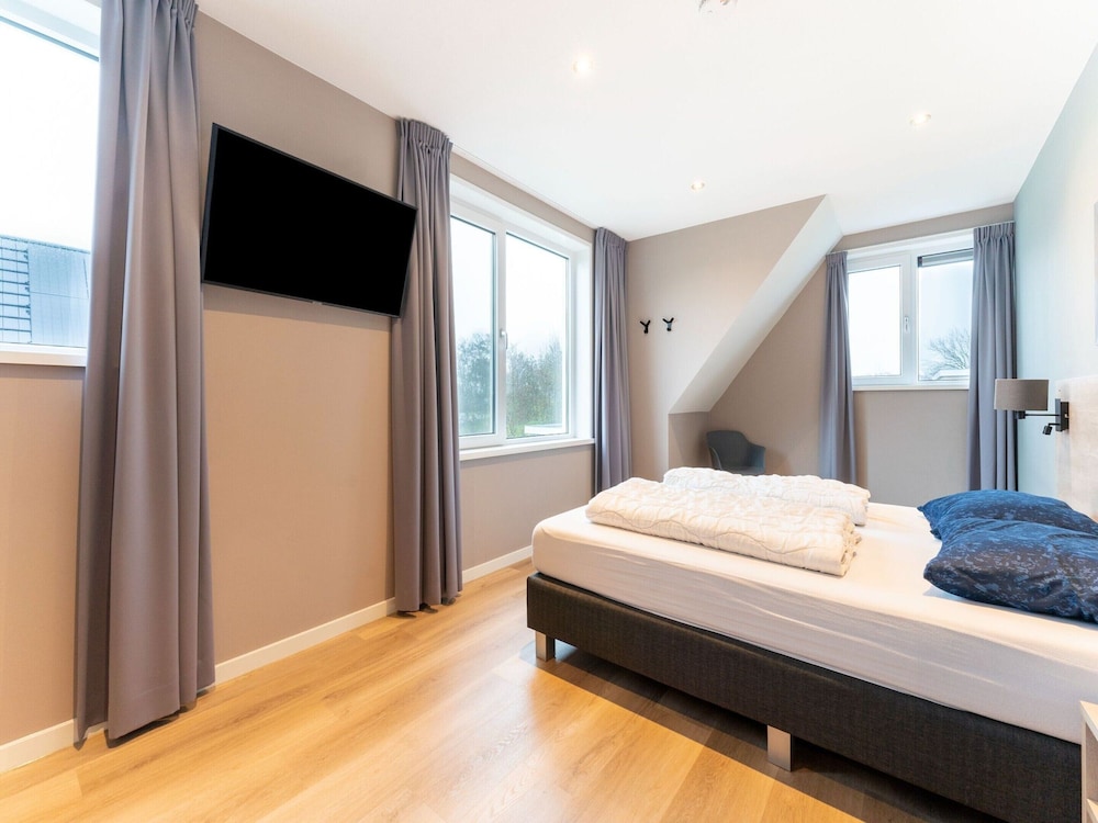 Superior House, 4 Bedrooms